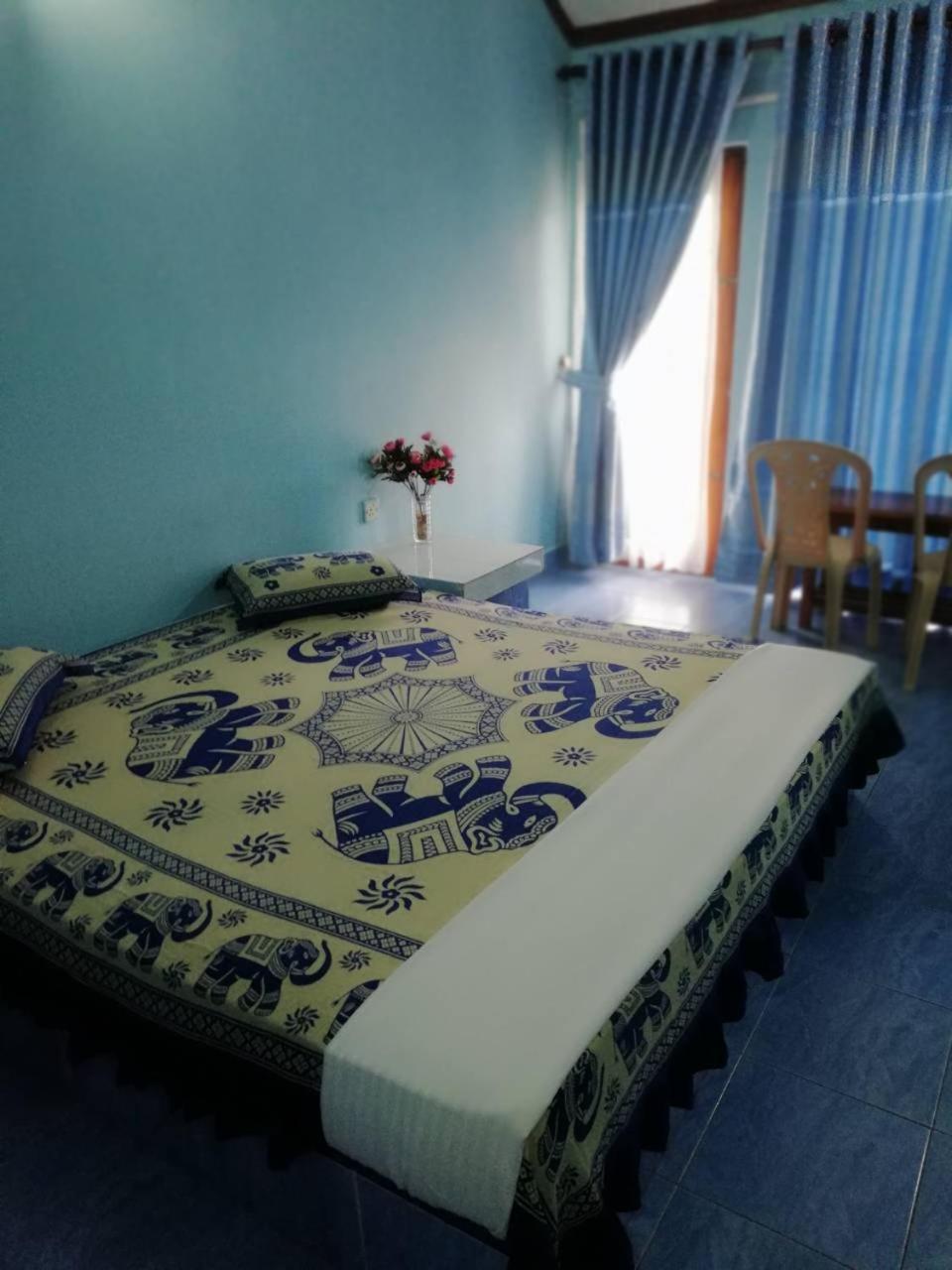 Ninnada Beach Hotel Маравила Екстериор снимка