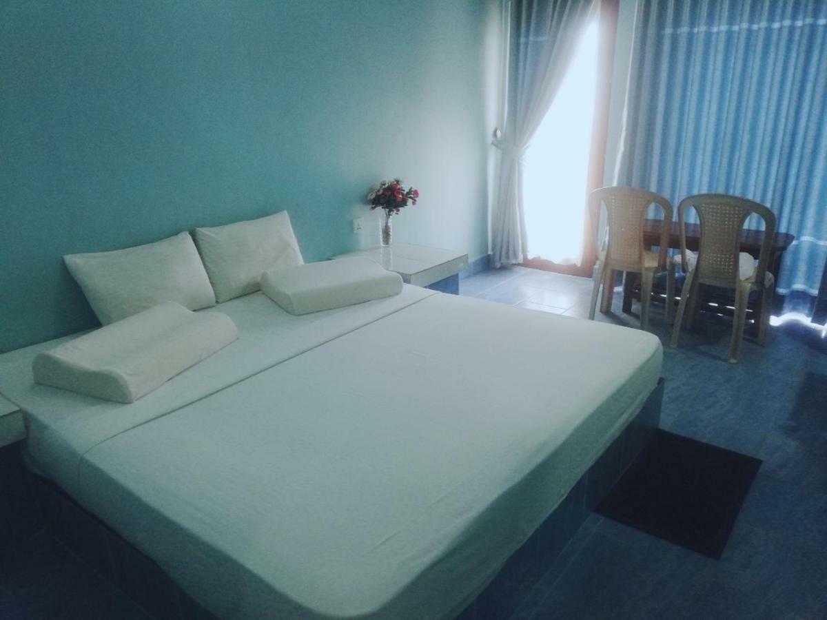 Ninnada Beach Hotel Маравила Екстериор снимка